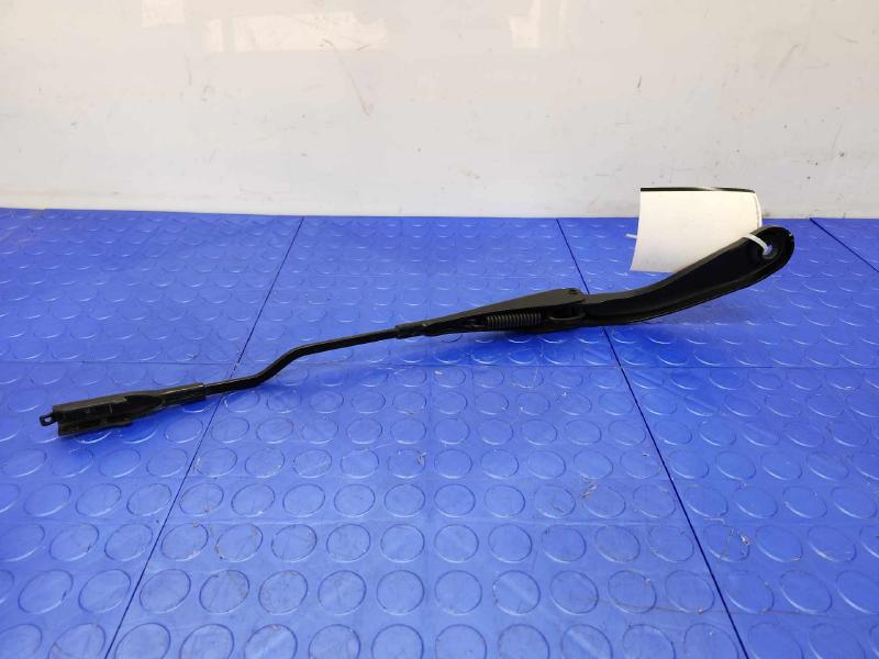2014 BMW 228i Wiper Arm