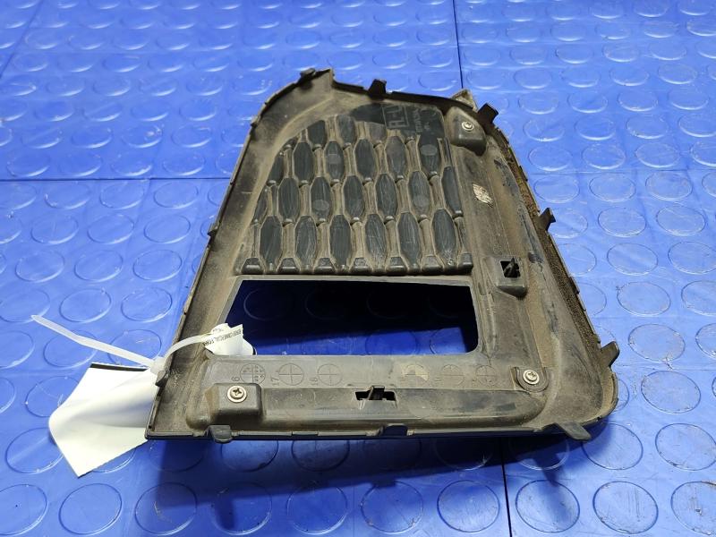 2017 Subaru Impreza Grille