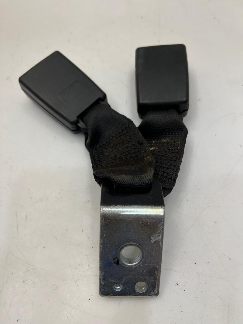 2011 Jaguar XF Rear Seat Belt