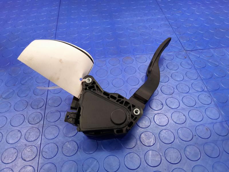 2020-2024 Nissan Versa Accelerator Pedal Assembly with Sensor OEM 180025RA0A