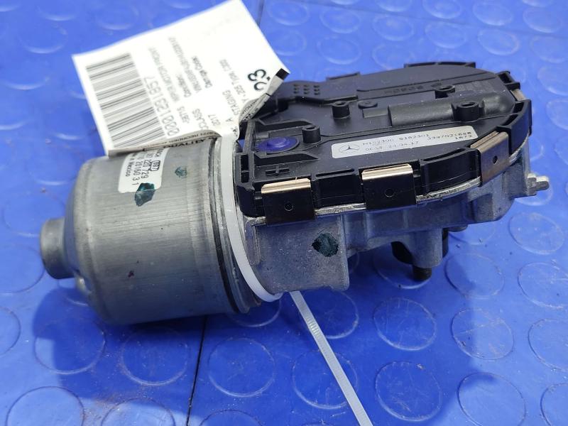 2017 Mercedes C-Class Wiper Motor Front