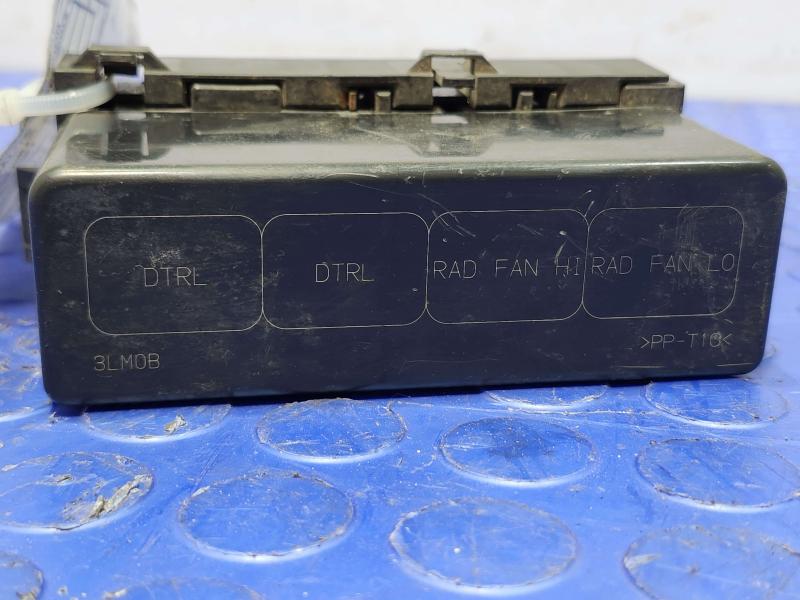 2015 Chevrolet City Express Engine Fuse Box