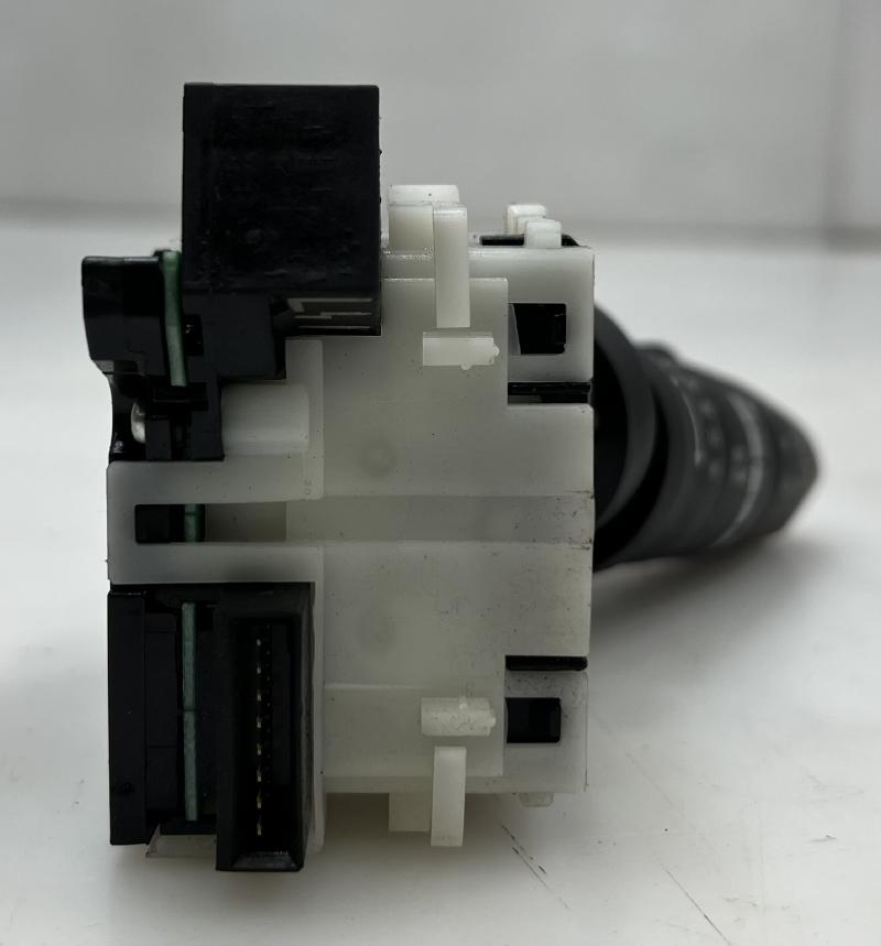 2011 Nissan Armada Combination Switch