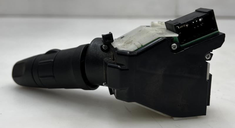 2011 Nissan Armada Combination Switch
