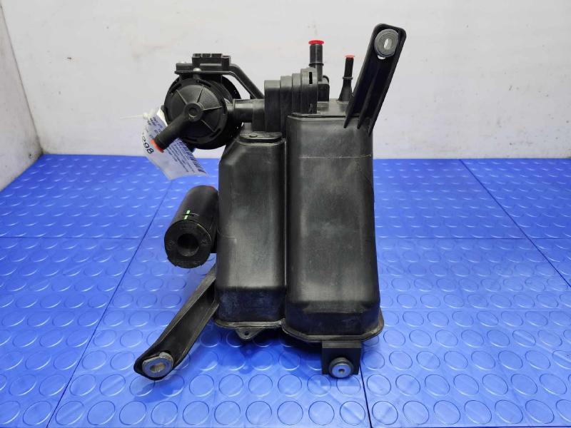 2011 Volkswagen Touareg VR6 3.6L Fuel Vapor Charcoal Canister Assembly OEM 7P0201801B