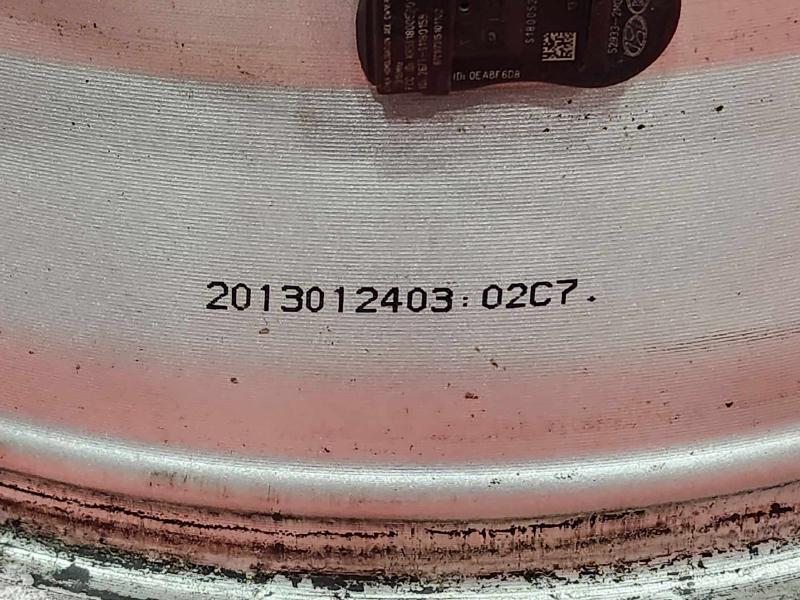 2013 Kia Optima Wheel