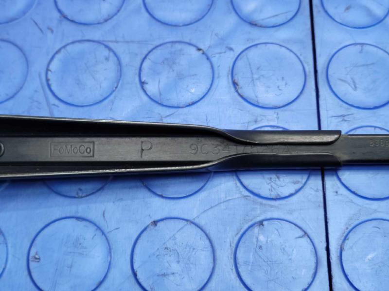 2013 Ford F-350 Super Duty Wiper Arm