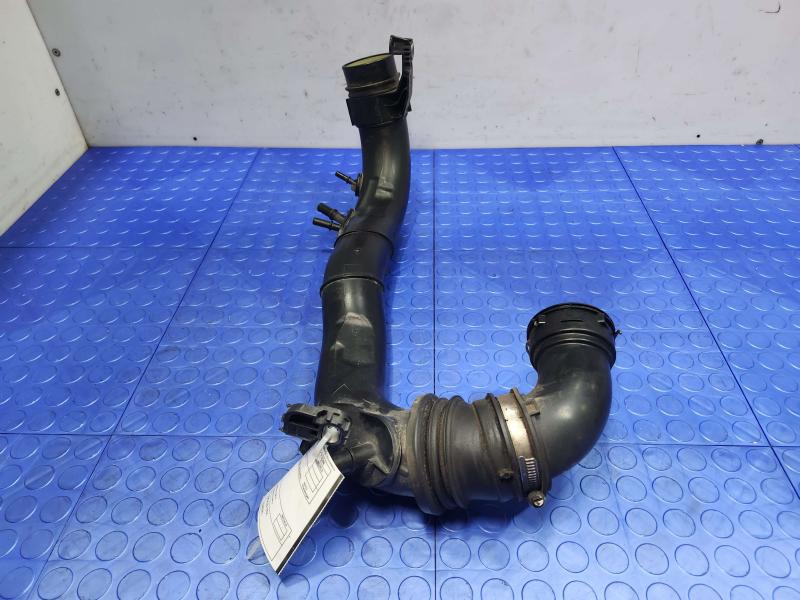 2020 Ford Escape Air Intake Tube/Resonator