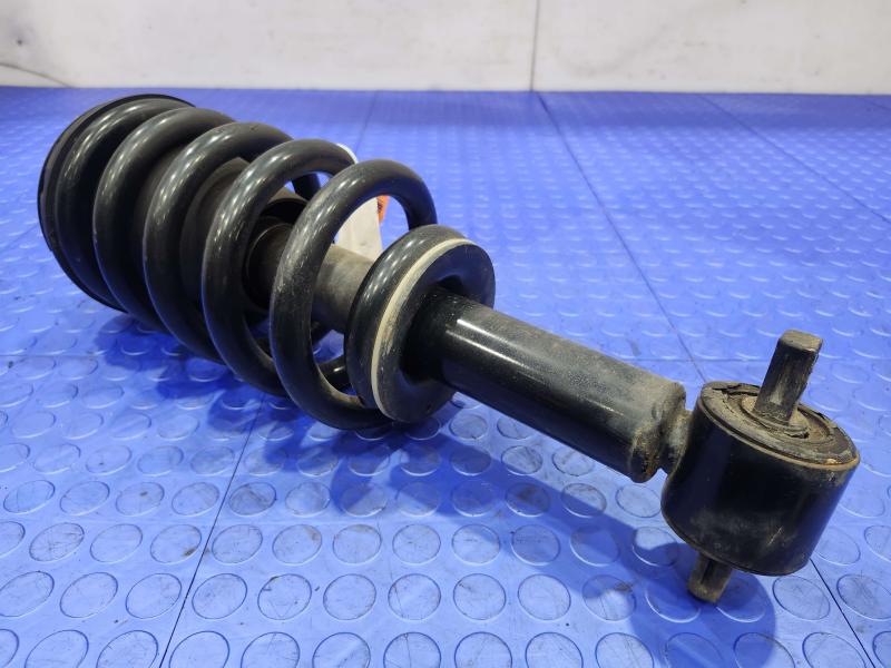 2010 Chevrolet Tahoe Strut Assembly