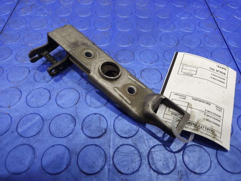 2012 Mercedes Sprinter Hood Latch