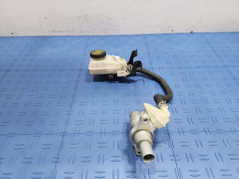2014 Infiniti QX60 Master Cylinder