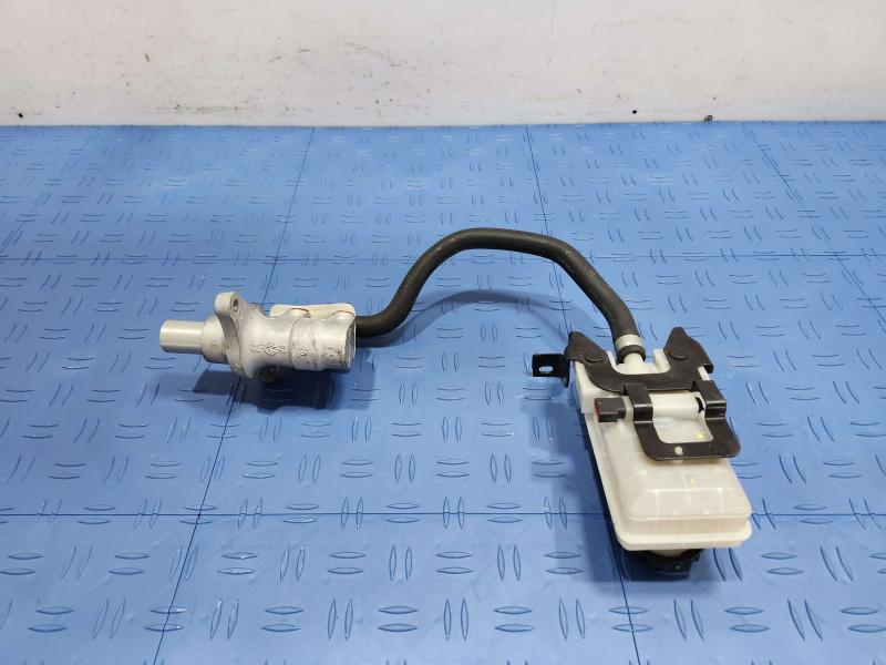 2014 Infiniti QX60 Master Cylinder