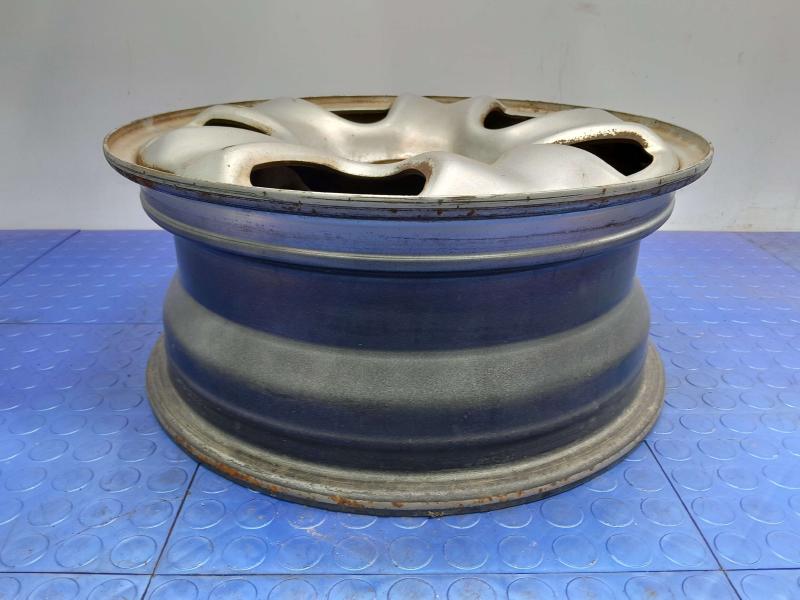 2005 Honda CR-V Wheel