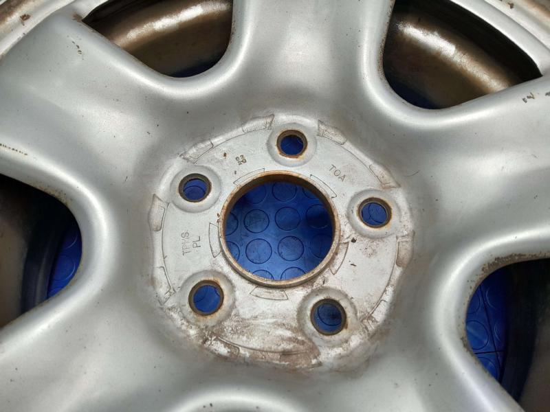 2005 Honda CR-V Wheel