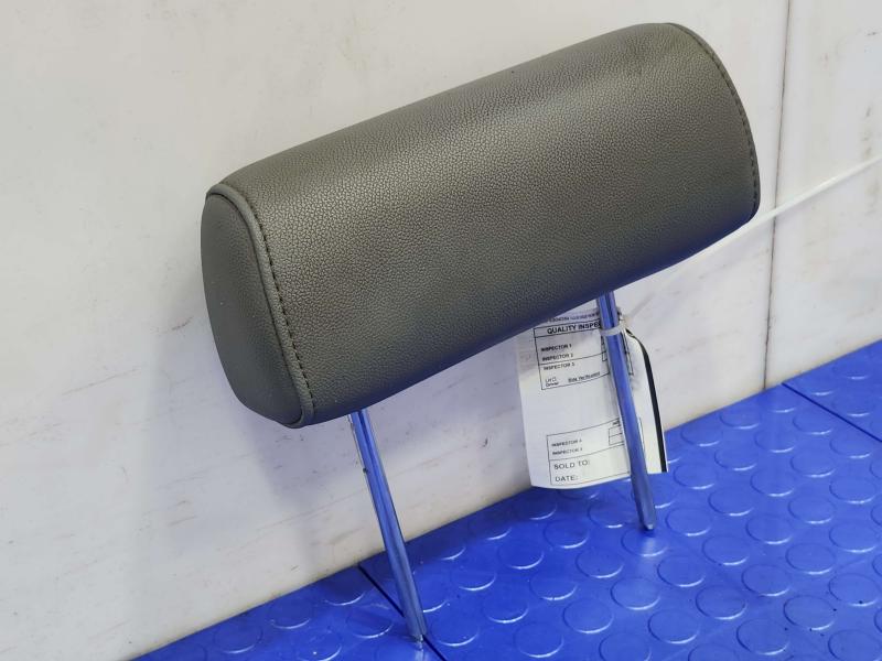 2017 Chevrolet Silverado 2500 Headrest