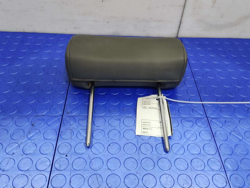 2017 Chevrolet Silverado 2500 Headrest