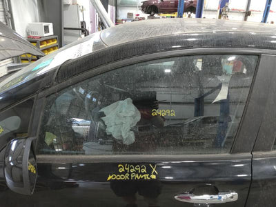 2015 Nissan Leaf Front Door Glass/Window