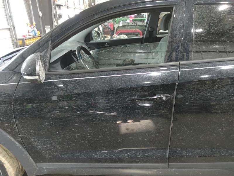 2016 Hyundai Tucson Front Door