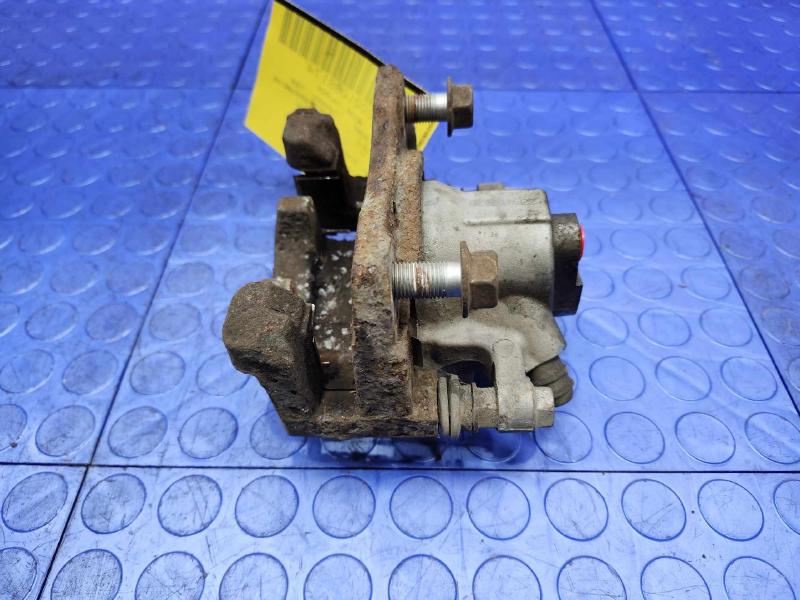 2015 Toyota Camry Caliper