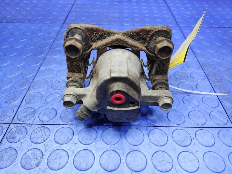 2015 Toyota Camry Caliper