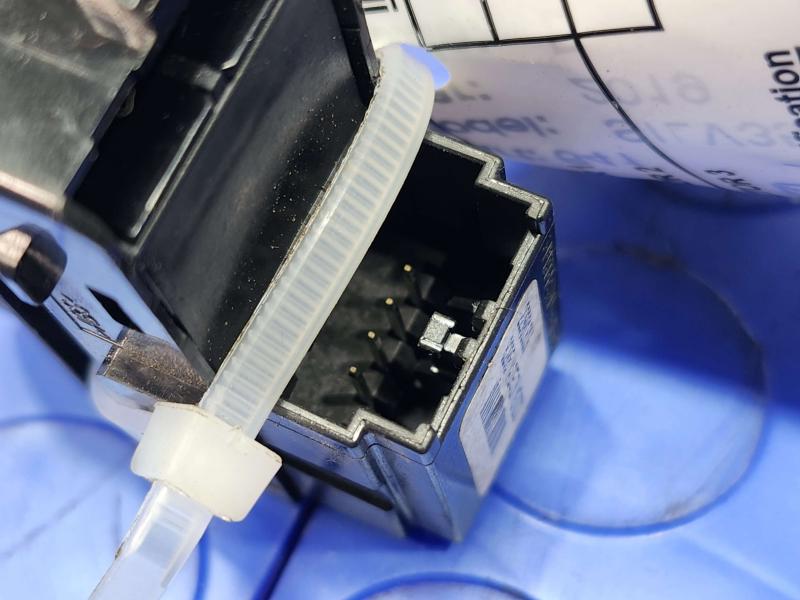 2019 Chevrolet Silverado 3500 Door Switch Front