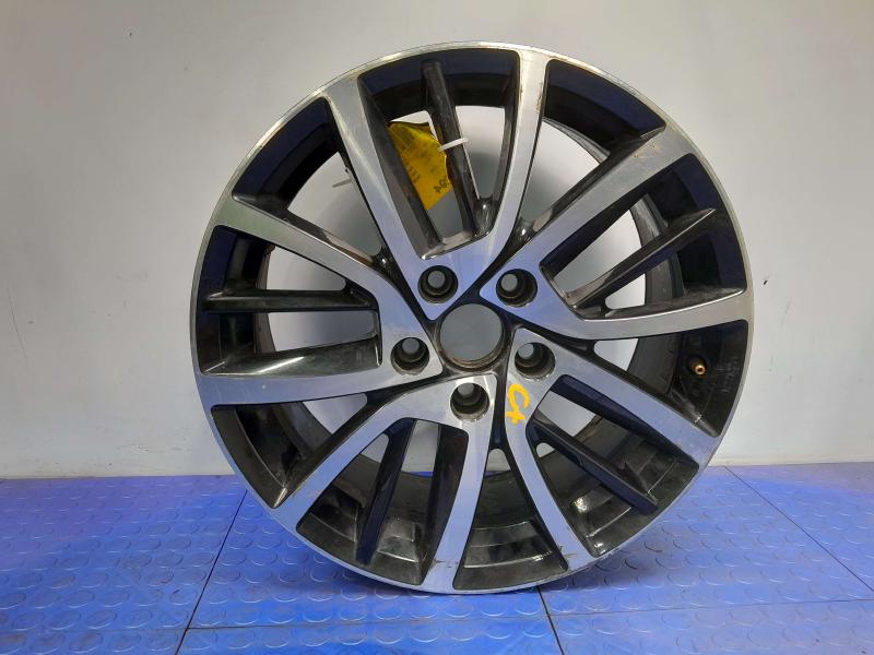 2015 Volkswagen Golf Wheel