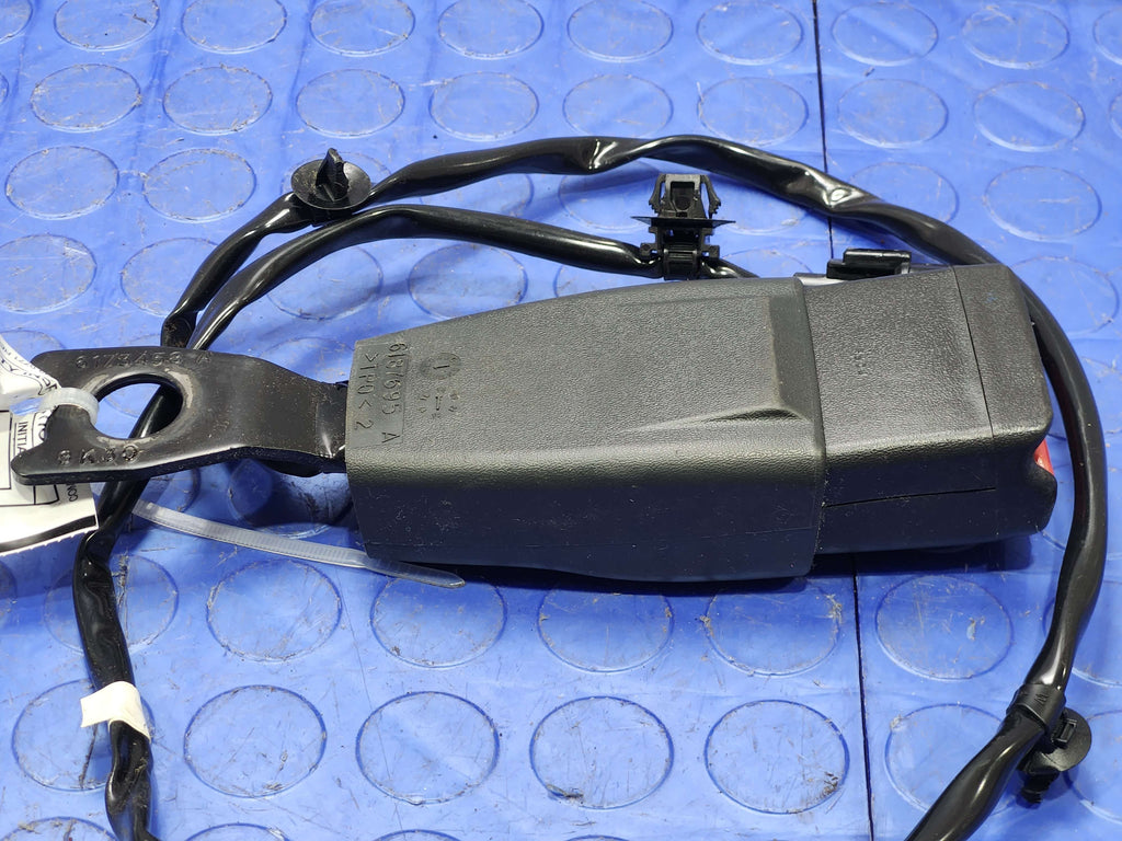 2020 Mitsubishi Outlander Sport Front Seat Belt