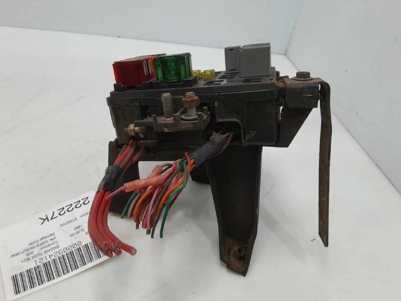 1995 Chevrolet Suburban Engine Fuse Box