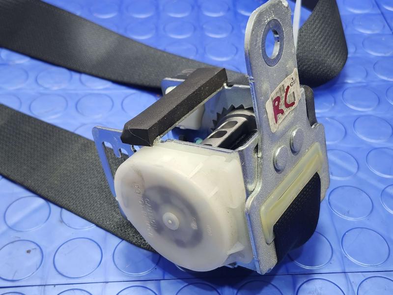 2015 Toyota Corolla Rear Seat Belt