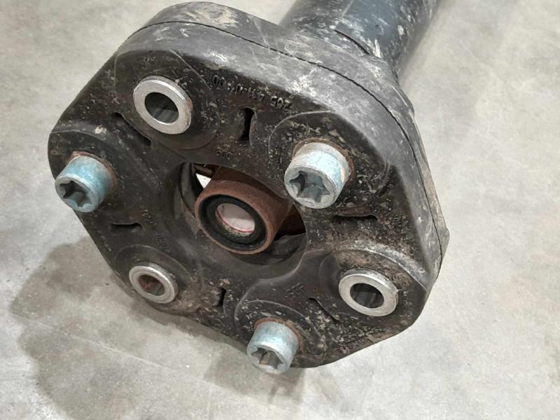 2017 Mercedes C-Class Rear Drive Shaft