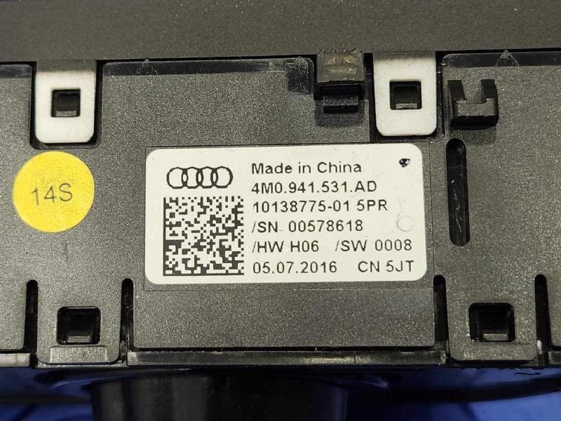 2017 Audi Q7 Headlight Switch (Dash Mtd)