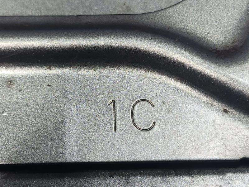 2013 Infiniti FX35 Fuel Tank Door