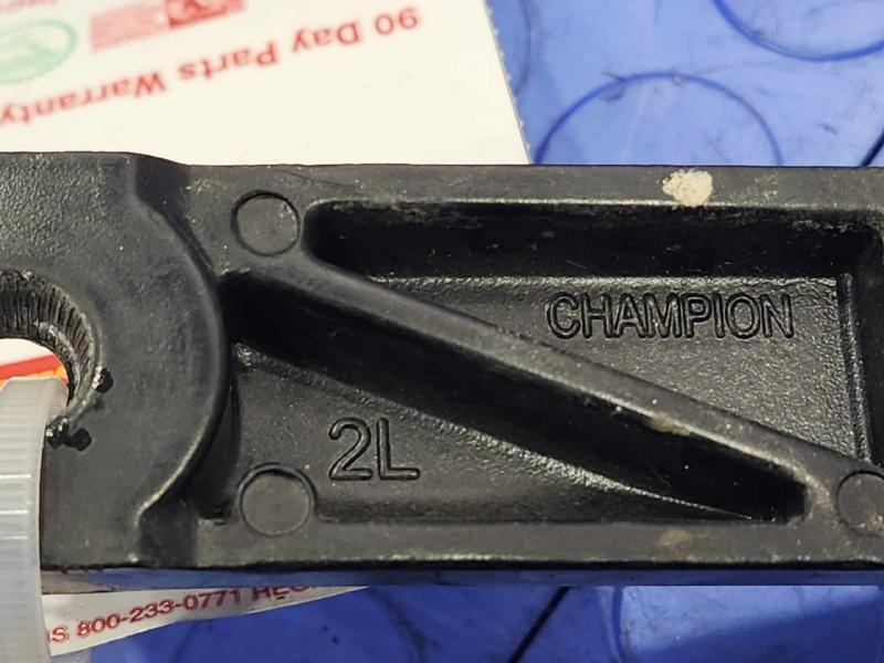 2014 Volkswagen Beetle Wiper Arm
