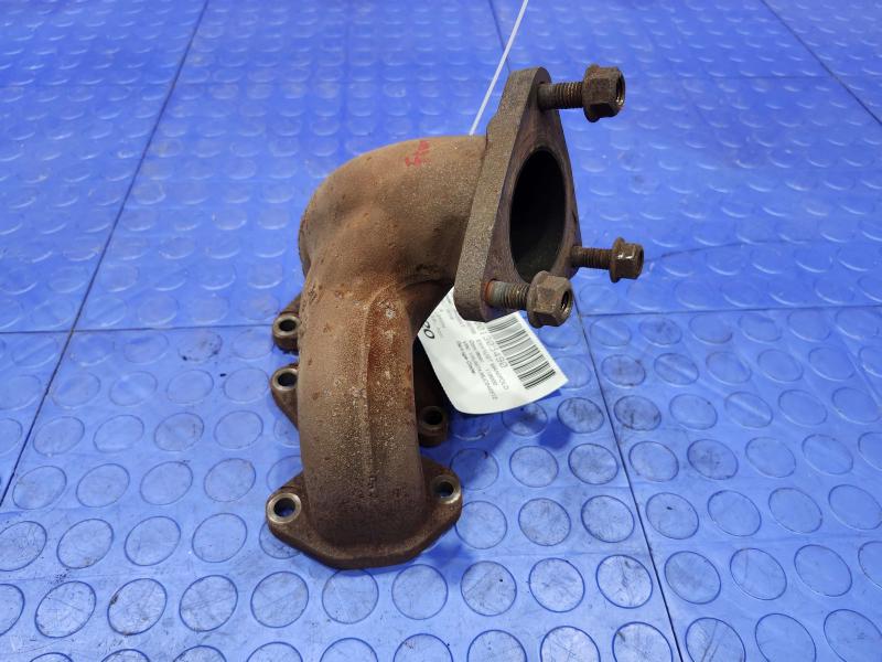 2018 Volkswagen Passat Exhaust Manifold