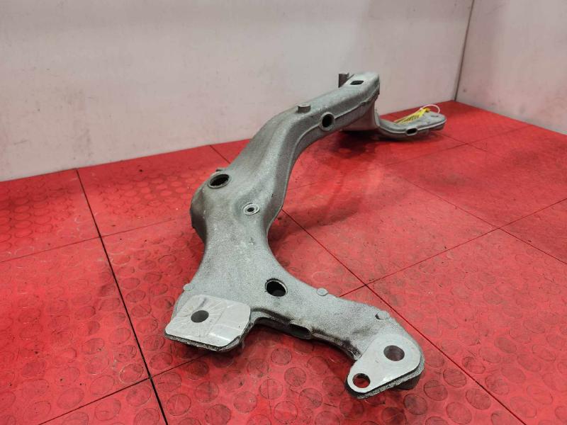 2004 Porsche Cayenne Crossmember/Cradle/Undercarria