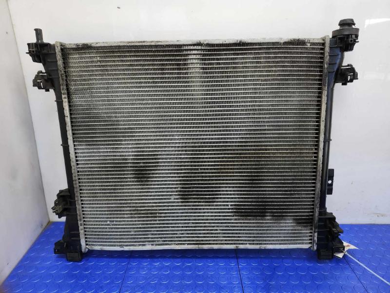 2009 Volkswagen Routan Radiator