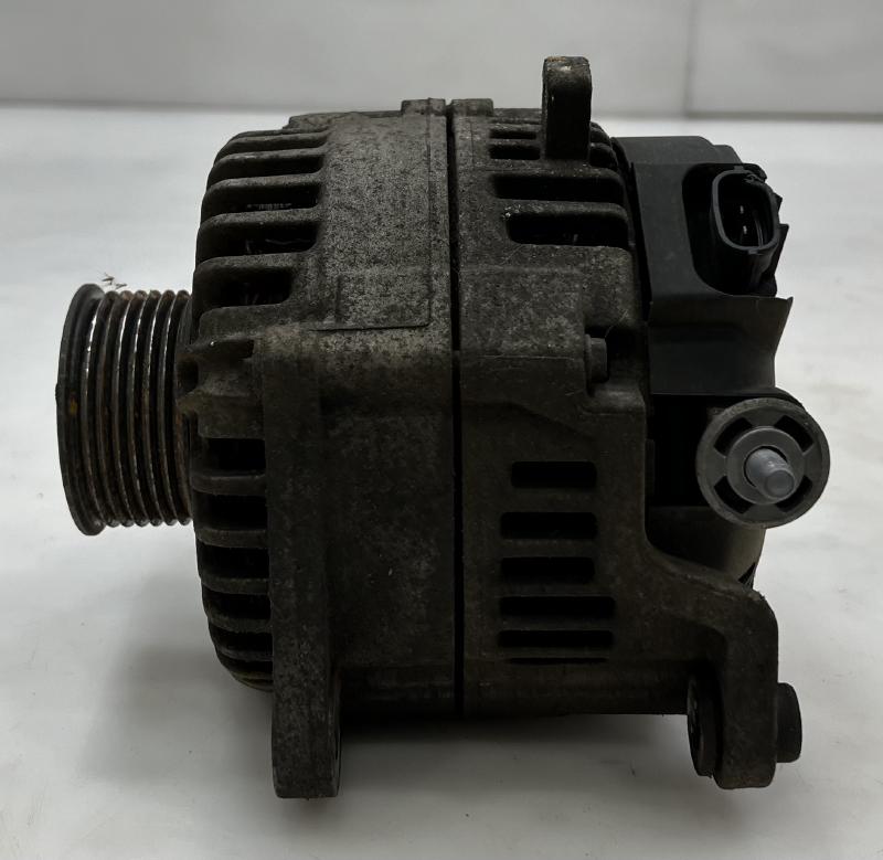 2011 Nissan Armada Alternator