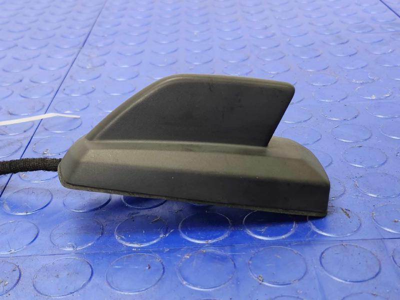 2014 Chevrolet Silverado 1500 Antenna