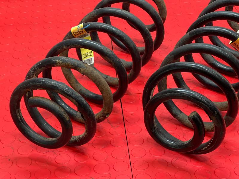 2008 Chevrolet Suburban Coil/Air Spring