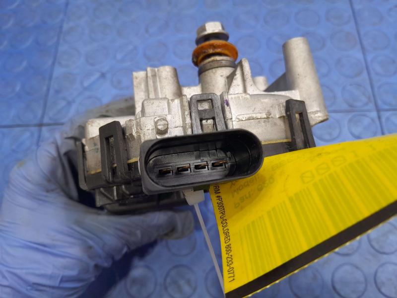 2012-2019 Volkswagen Beetle Windshield Wiper Motor Genuine OEM 561955119A