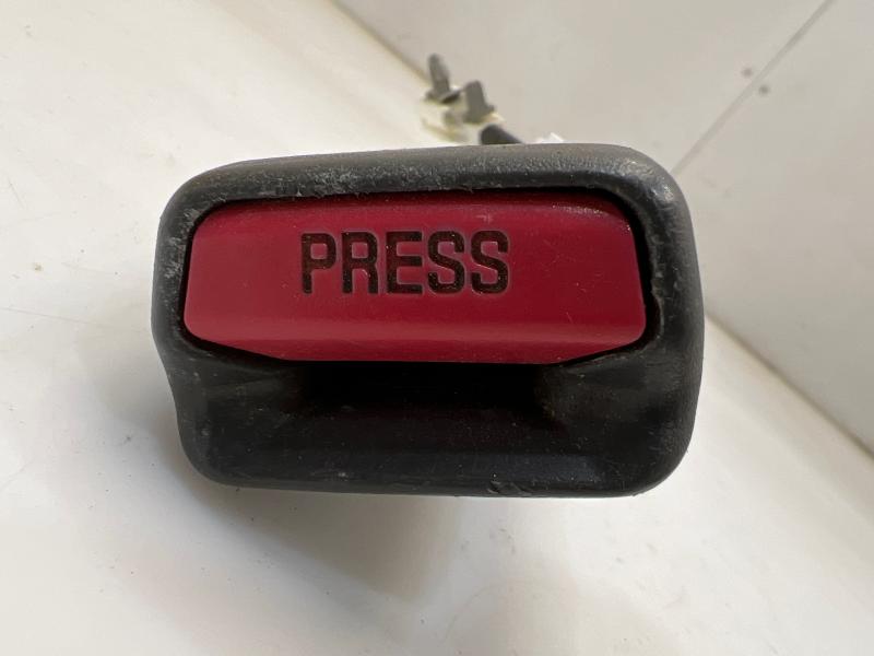 2005 Nissan Frontier Front Seat Belt