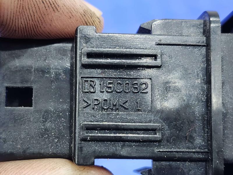 2007-2008 Toyota Tundra Traction Control Switch Genuine OEM 849880C010