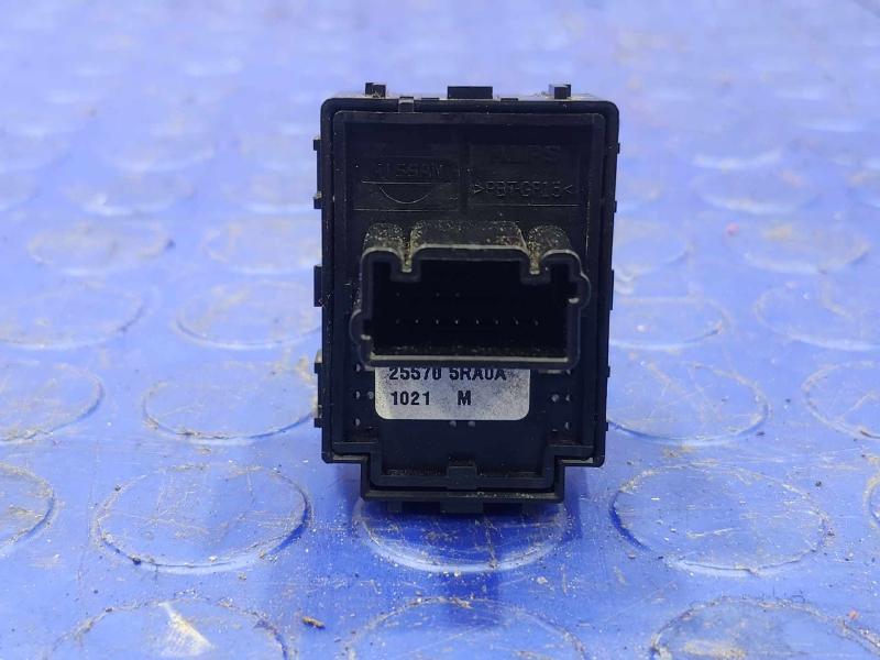 2021 Nissan Sentra Door Switch Front