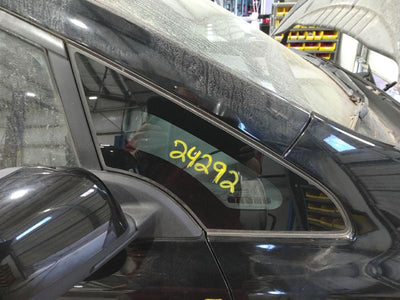 2015 Nissan Leaf Windshield Glass