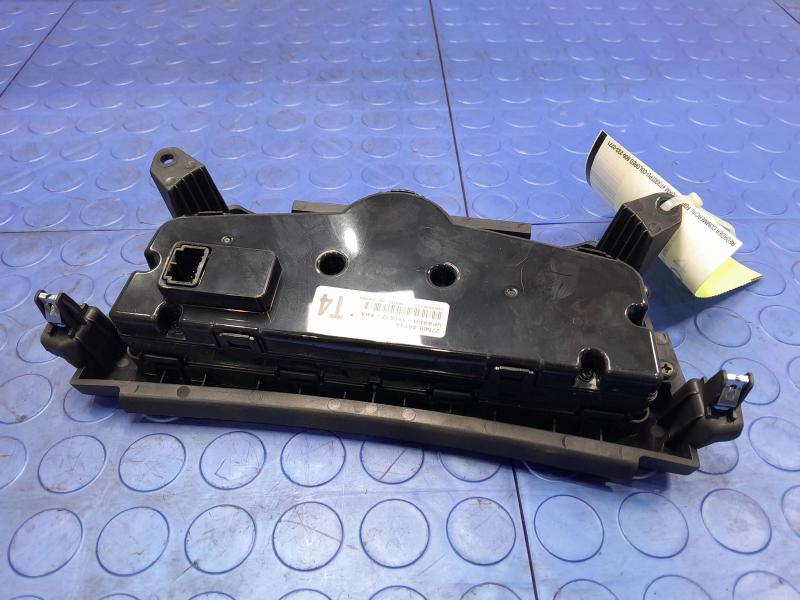 2019 Nissan Sentra Heater A/C Control