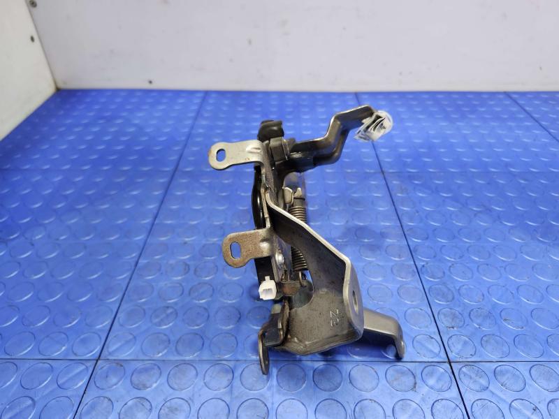 2010-2015 Toyota Prius Parking Brake Lever Pedal Assembly OEM 46200-47070