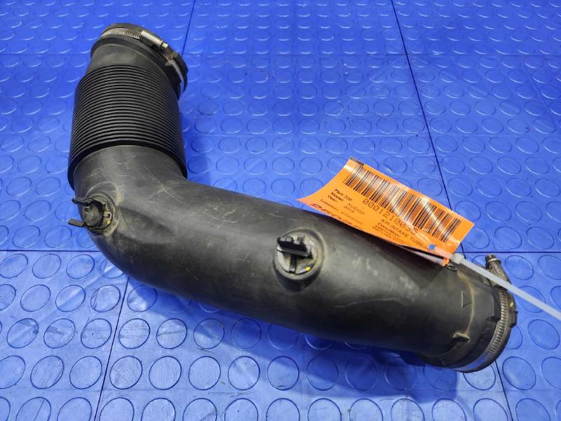 2017-2018 Audi Q7 2.0L Engine Air Intake Hose Genuine OEM Part 06L129616A