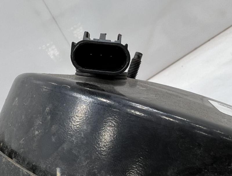 2013 - 2016 Lincoln MKZ 3.7L Power Brake Booster OEM DG9Z2005B