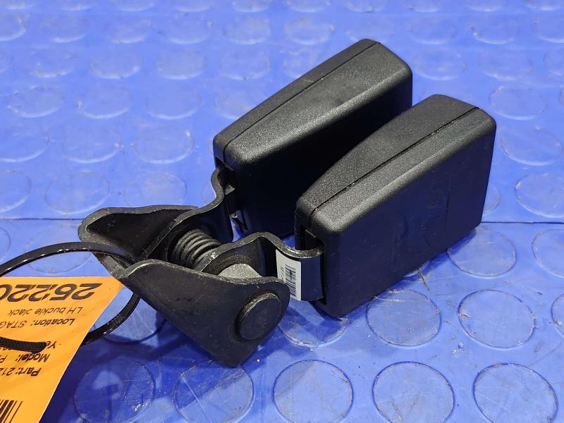 2018 Volkswagen Passat Rear Seat Belt
