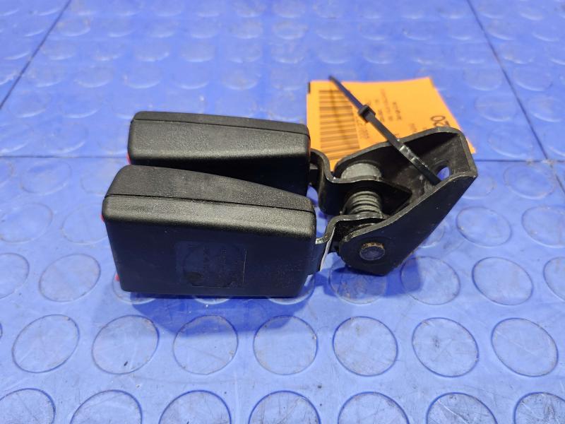2018 Volkswagen Passat Rear Seat Belt